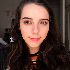 Meet your Posher, Thea